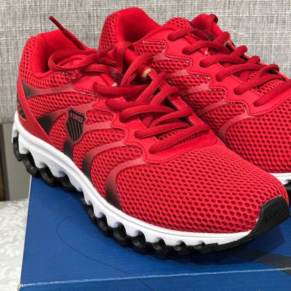 K Swiss tubes shoes - Picture 3 of 8